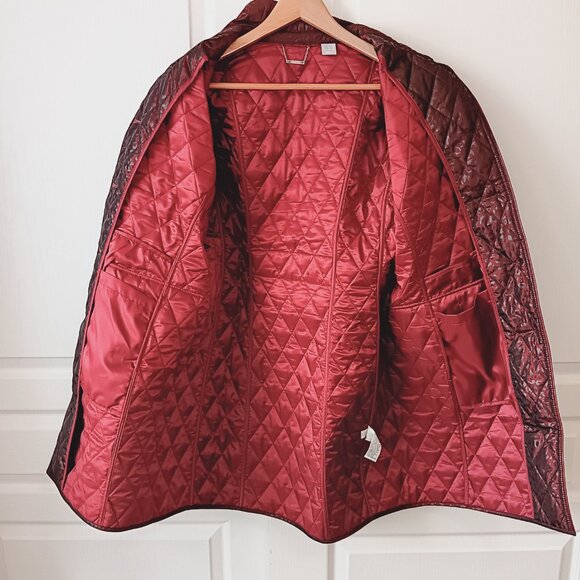 NEW Chico's Women's Deep Red Long Quilted Animal-Print Coat Size 1 US Size 8/10 - Picture 7 of 16
